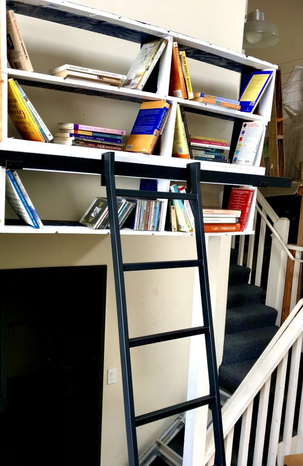 HL.502 Hook Library Ladder - Black Finish 6